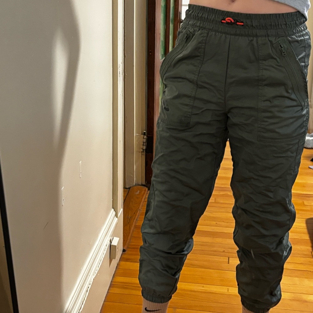 Nike Cargo Utility Joggers Pants